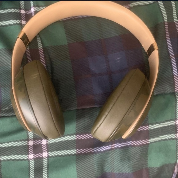 Beats Studio 3 (camo collection) - Picture 7 of 8